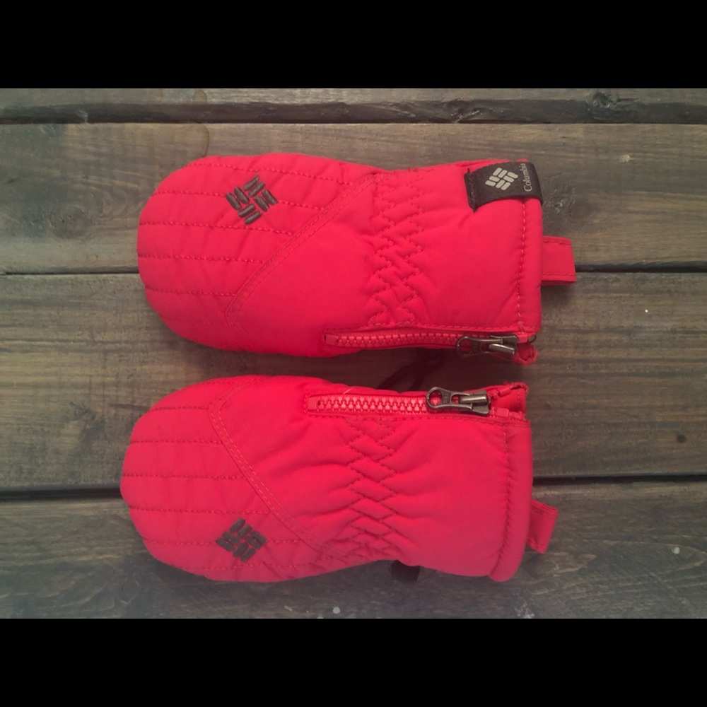 Columbia Infant Mittens. Worn once. Hot Pink